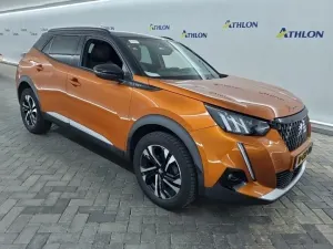 Peugeot 2008 1.2i GT 2022
