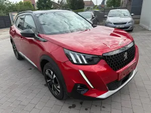 Peugeot 2008 1.2i GT 2022