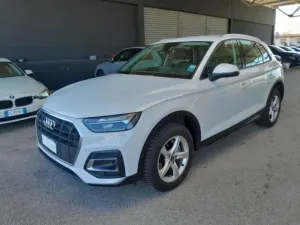 Audi Q5 40 TDI Business 2021
