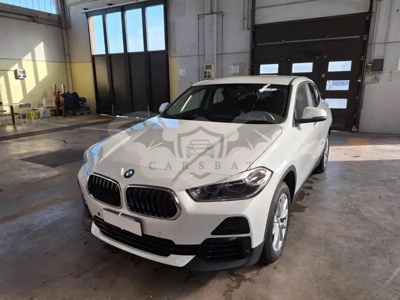 BMW X2 18d Business 2022