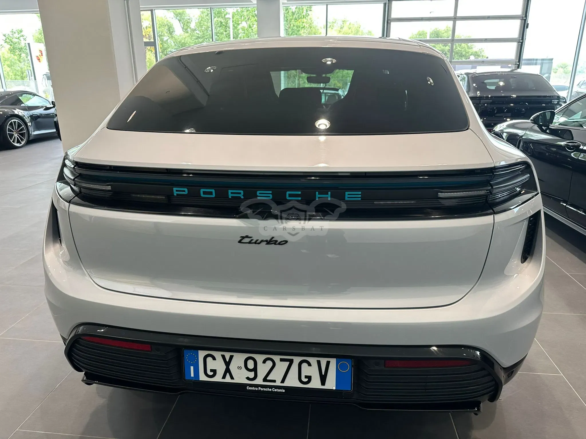 Porsche Macan Turbo 95 kWh 2025