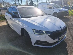 Skoda Octavia Combi 2.0 TDI Sportline 2024