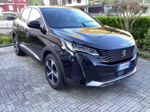Peugeot 3008 1.5 HDI Allure 2020