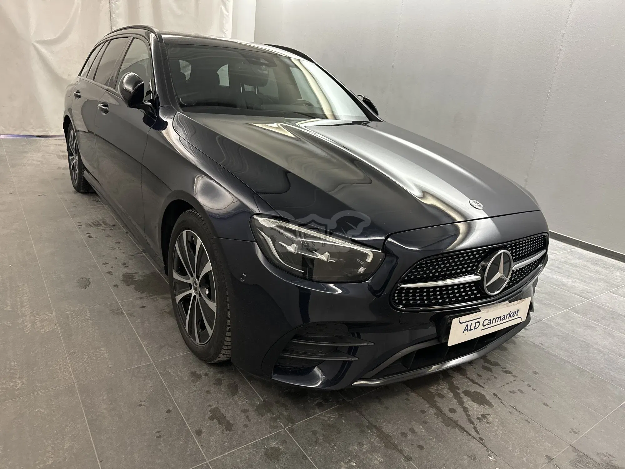 Mercedes-Benz E 300d 2022