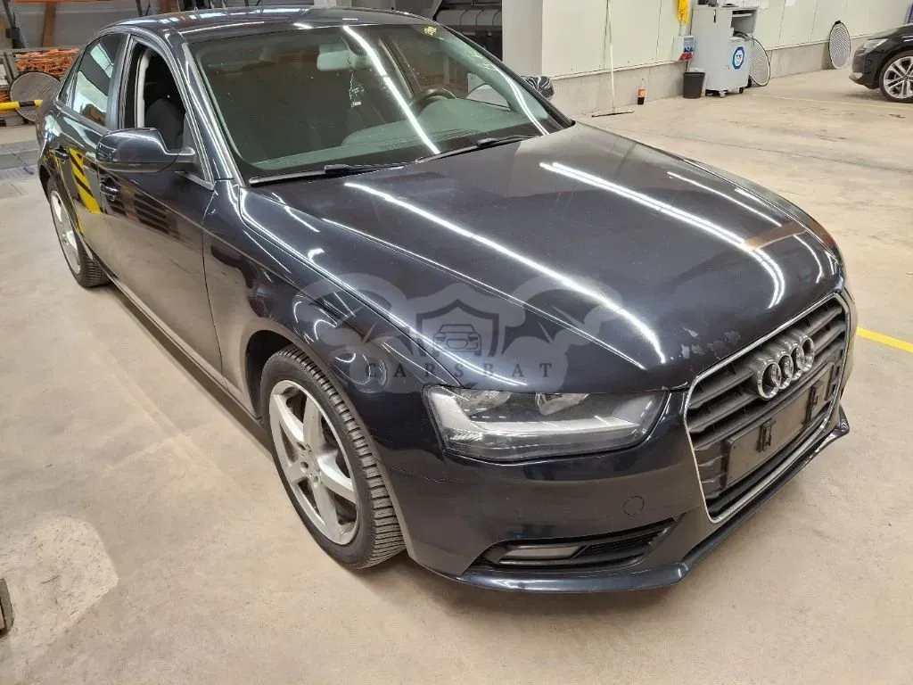 Audi A4 2.0 Attraction 2012