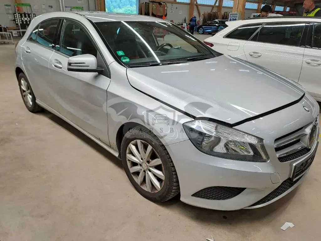 Mercedes-Benz A 180 2013