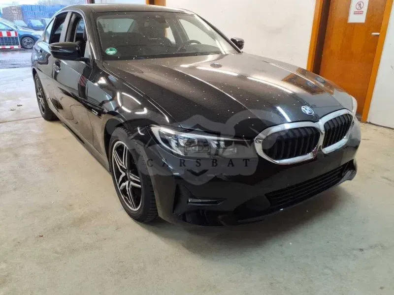 BMW 3 Series 320e Advantage 2022