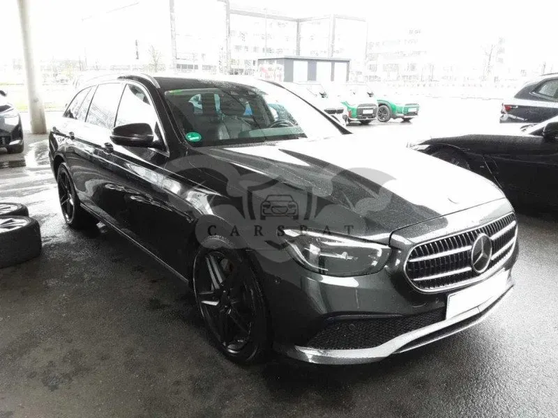 Mercedes-Benz E Break 300de Avantgarde 2021