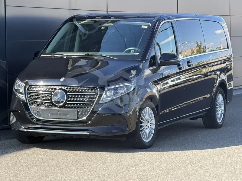 Mercedes-Benz V 300d 2025