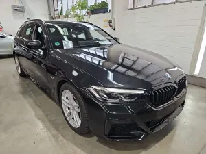 BMW 5 Series Touring 530e 2021