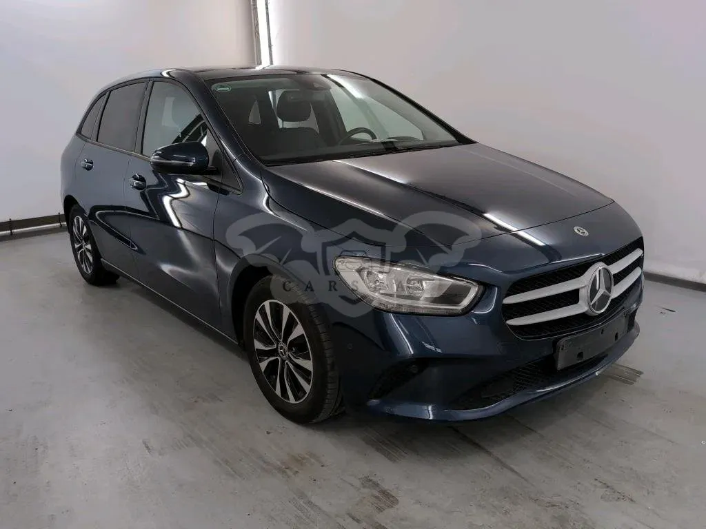 Mercedes-Benz B 180 Business Solution 2021