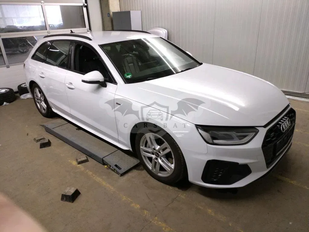 Audi A4 Avant 40 TDI S Line 2023