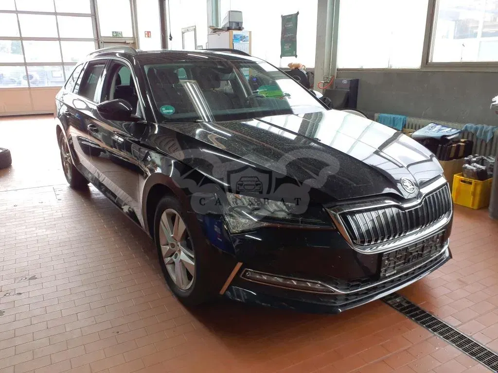 Skoda Superb Combi 1.4 Ambition 2021