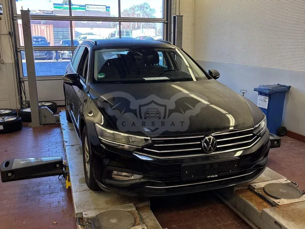 Volkswagen Passat Variant 2.0 TDI Business 2023