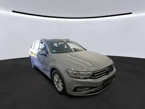 Volkswagen Passat Variant 2.0 TDI Business 2023