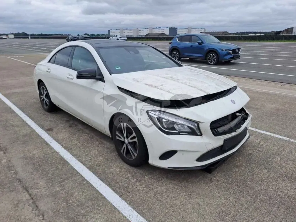 Mercedes-Benz CLA 180 2016