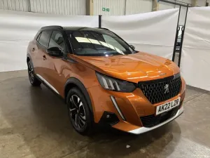 Peugeot 2008 1.2i GT 2022