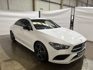 Mercedes-Benz CLA 180 AMG Line 2022