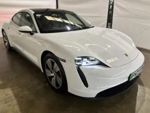 Porsche Taycan 79 kWh 2023