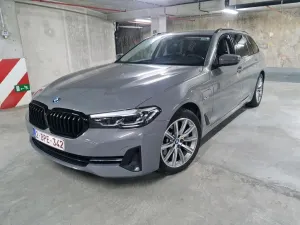 BMW 5 Series Touring 520e Business 2022