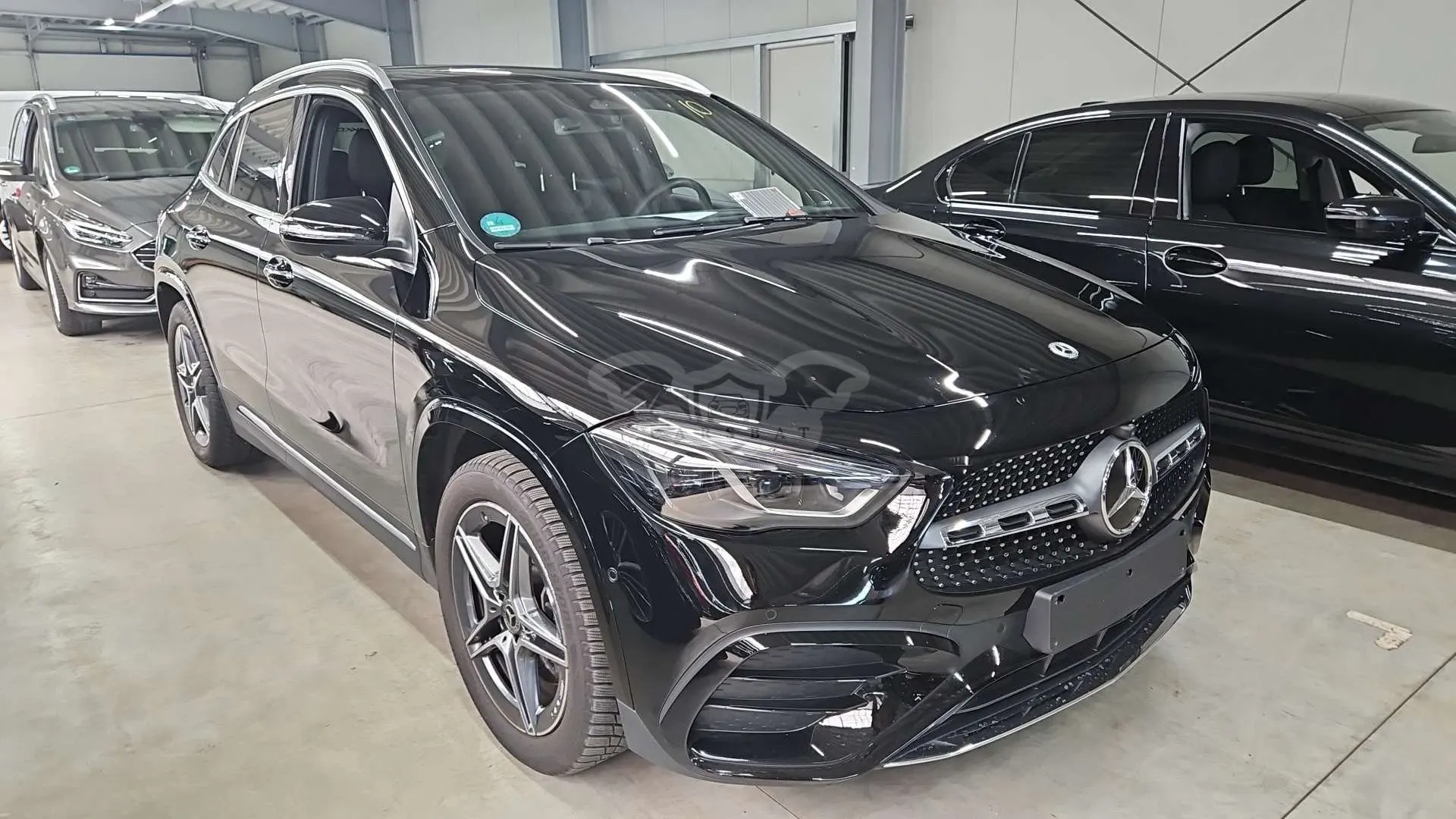 Mercedes-Benz GLA 200 AMG Line 2025