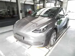 Tesla Model Y Long Range 2023