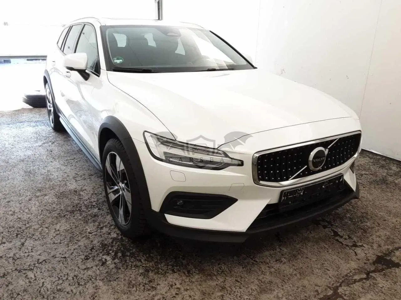 Volvo V60 Cross Country Ultimate 2024