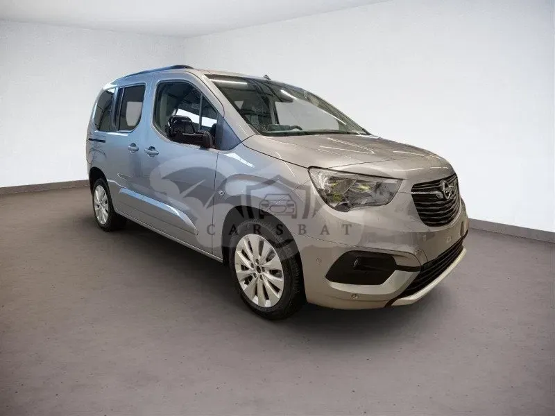 Opel Combo Life Ultimate 2025