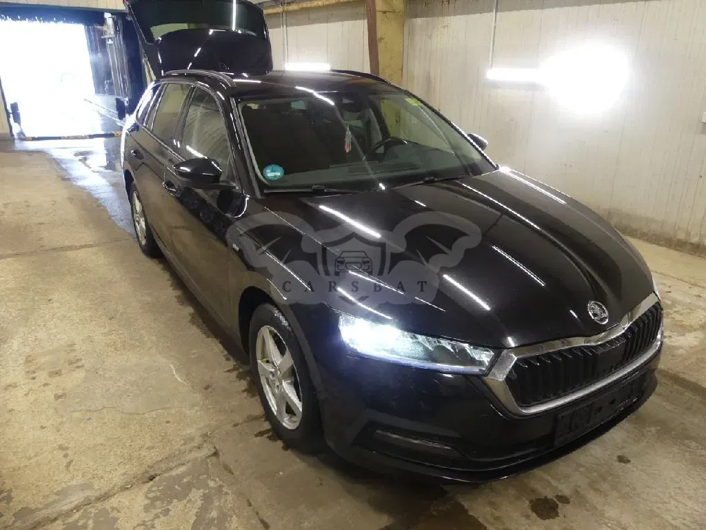 Skoda Octavia Combi 2.0 TDI Clever 2022