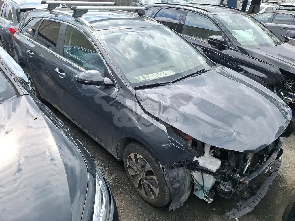 Kia Ceed Ceed SW 1.6 GDI Business 2024