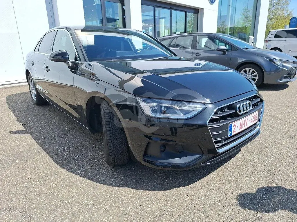 Audi A4 30 TDI Business 2021
