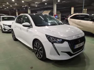 Peugeot 208 1.2i Allure 2020
