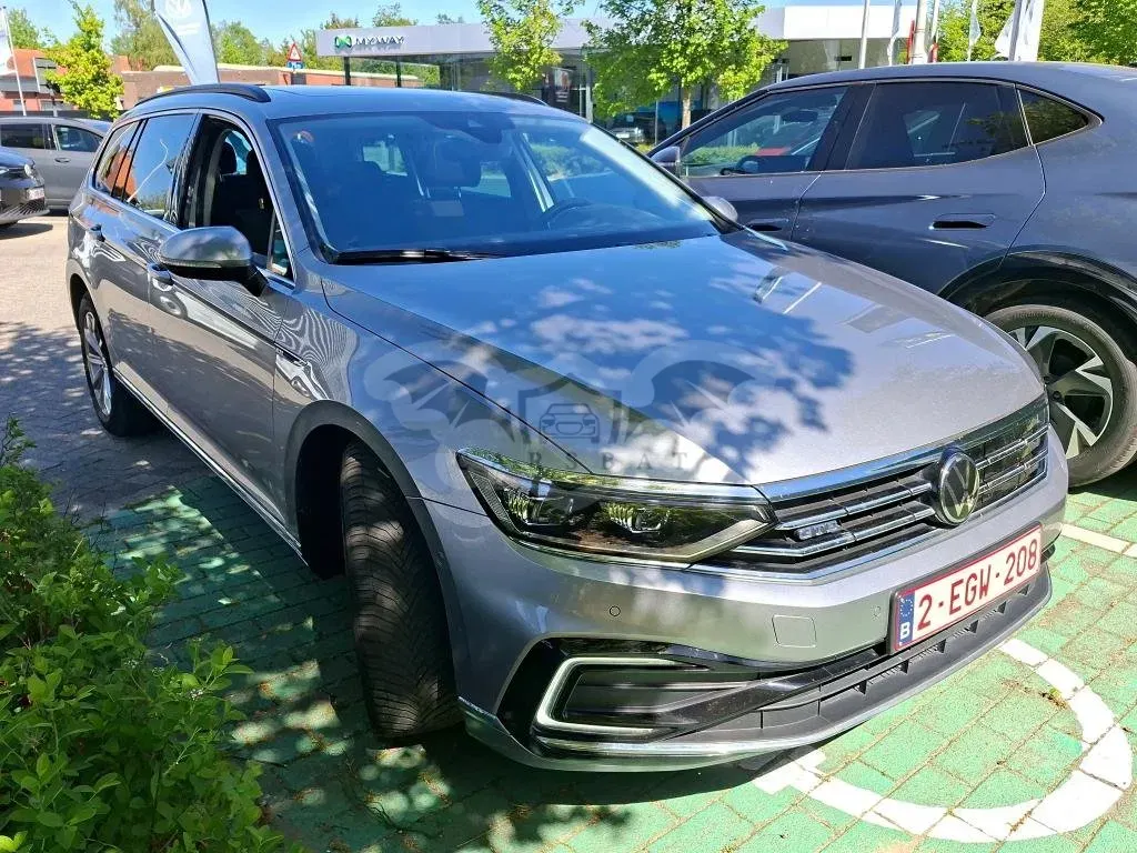 Volkswagen Passat Variant GTE 1.4 Business 2023