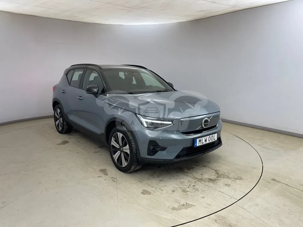 Volvo XC40 2023