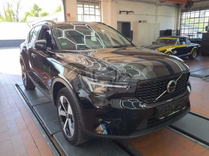 Volvo XC40 B4 Plus Dark 2024