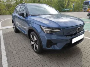Volvo XC40 Plus 2023
