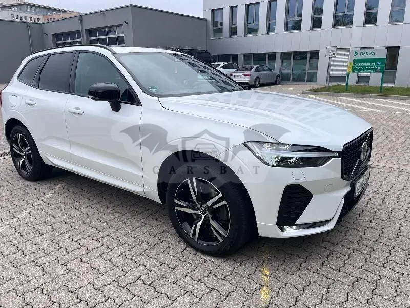 Volvo XC60 3.2 Plus Dark 2022