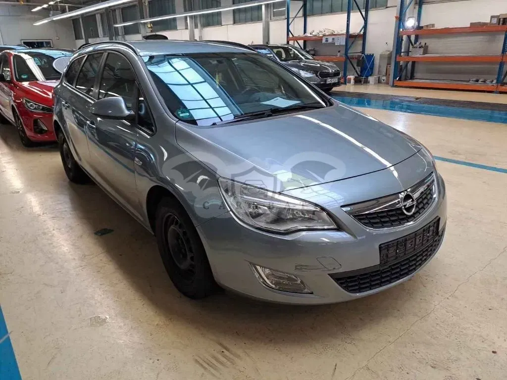 Opel Astra Design Edition 2011