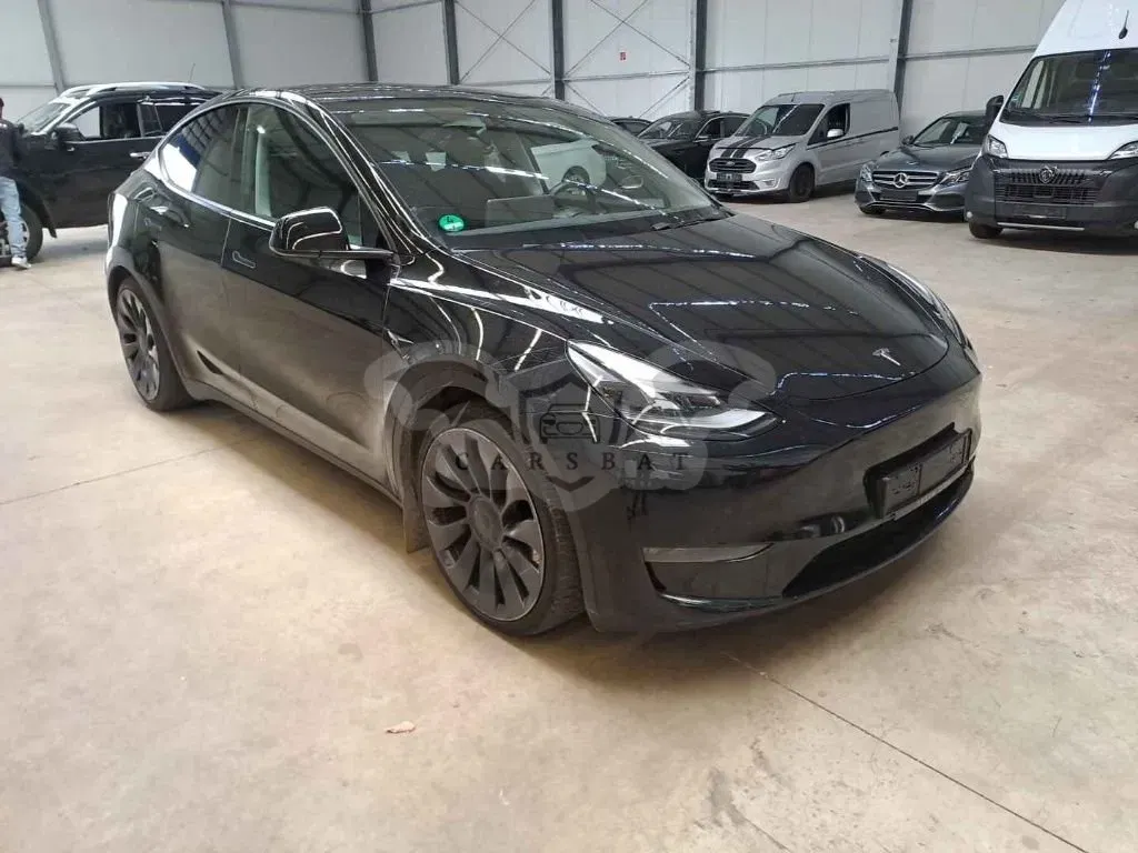 Tesla Model Y 2022