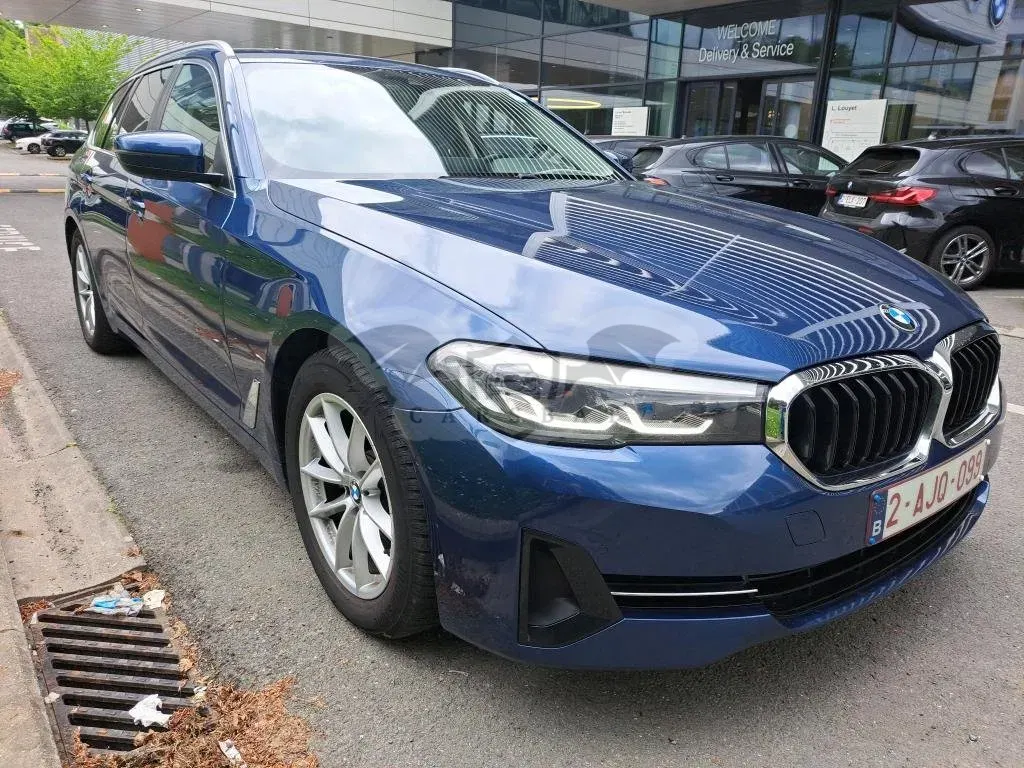 BMW 5 Series Touring 518d 2021