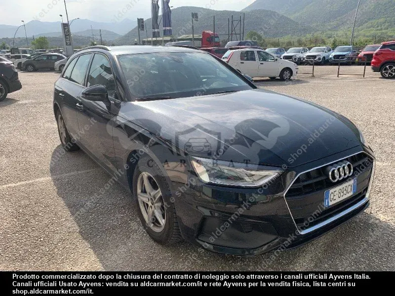 Audi A4 30 TDI Business 2021