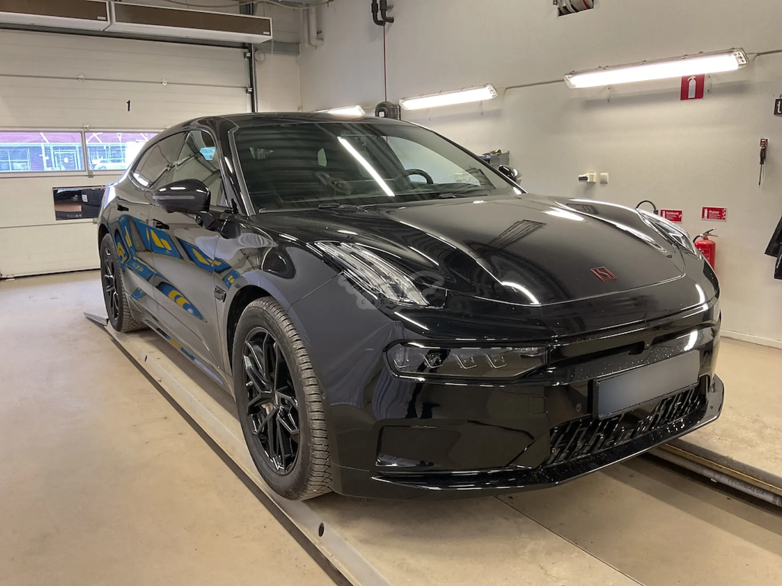 Zeekr 001 94 kWh Privilege 2025