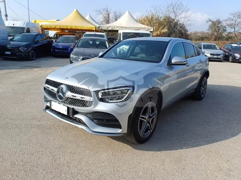 Mercedes-Benz GLC Coupé 300de Premium 2022