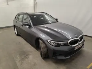 BMW 3 Series Touring 318d Lounge 2021