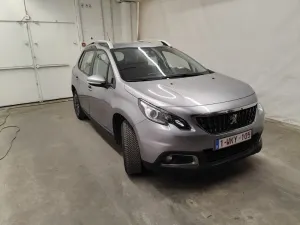 Peugeot 2008 1.2i Active 2019