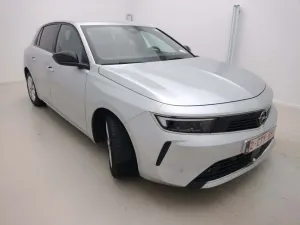 Opel Astra 1.2 Business 2022