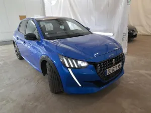 Peugeot 208 1.2i GT 2021