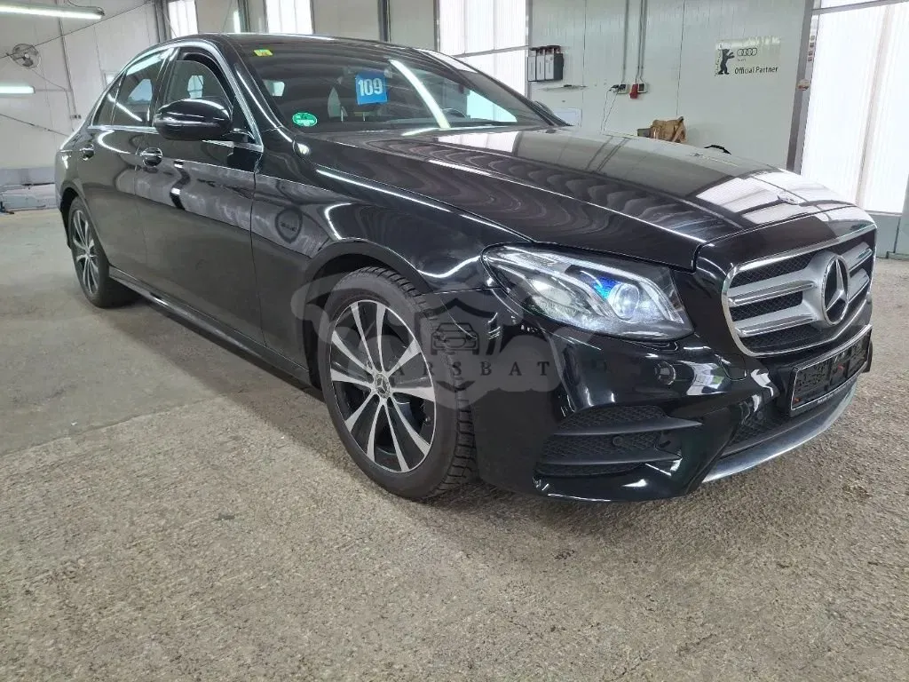 Mercedes-Benz E 200 AMG Line 2019