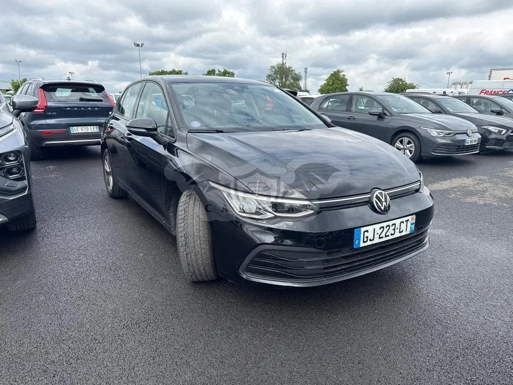 Volkswagen Golf 1.0 TSI Life Business 2022