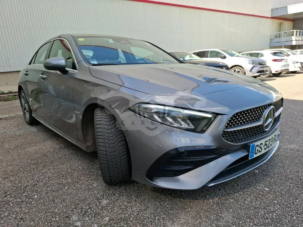 Mercedes-Benz A 200d AMG Line 2023